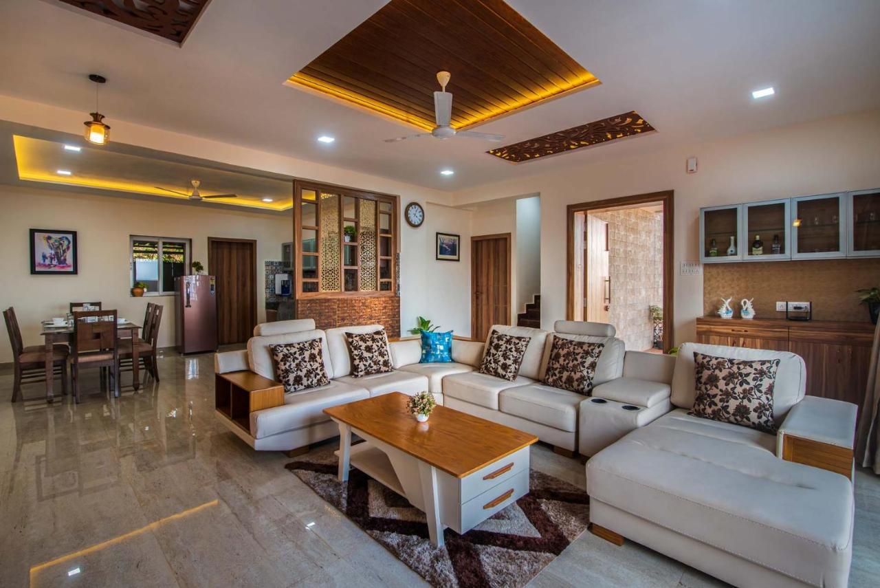 Villa Stayvista's Skyline - Mountain-view With Swimming Pool And Terrace