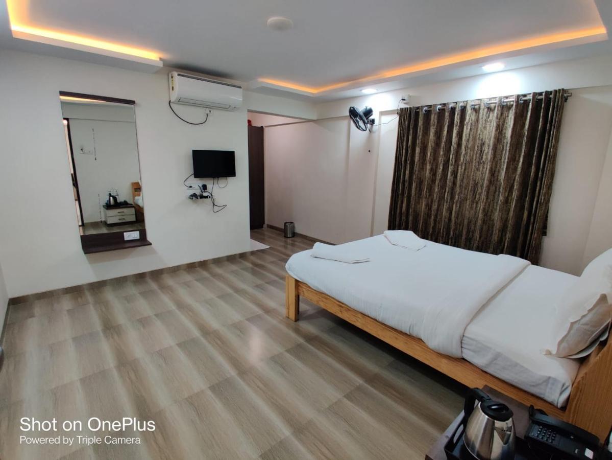 Silver Petal 3* Panchgani