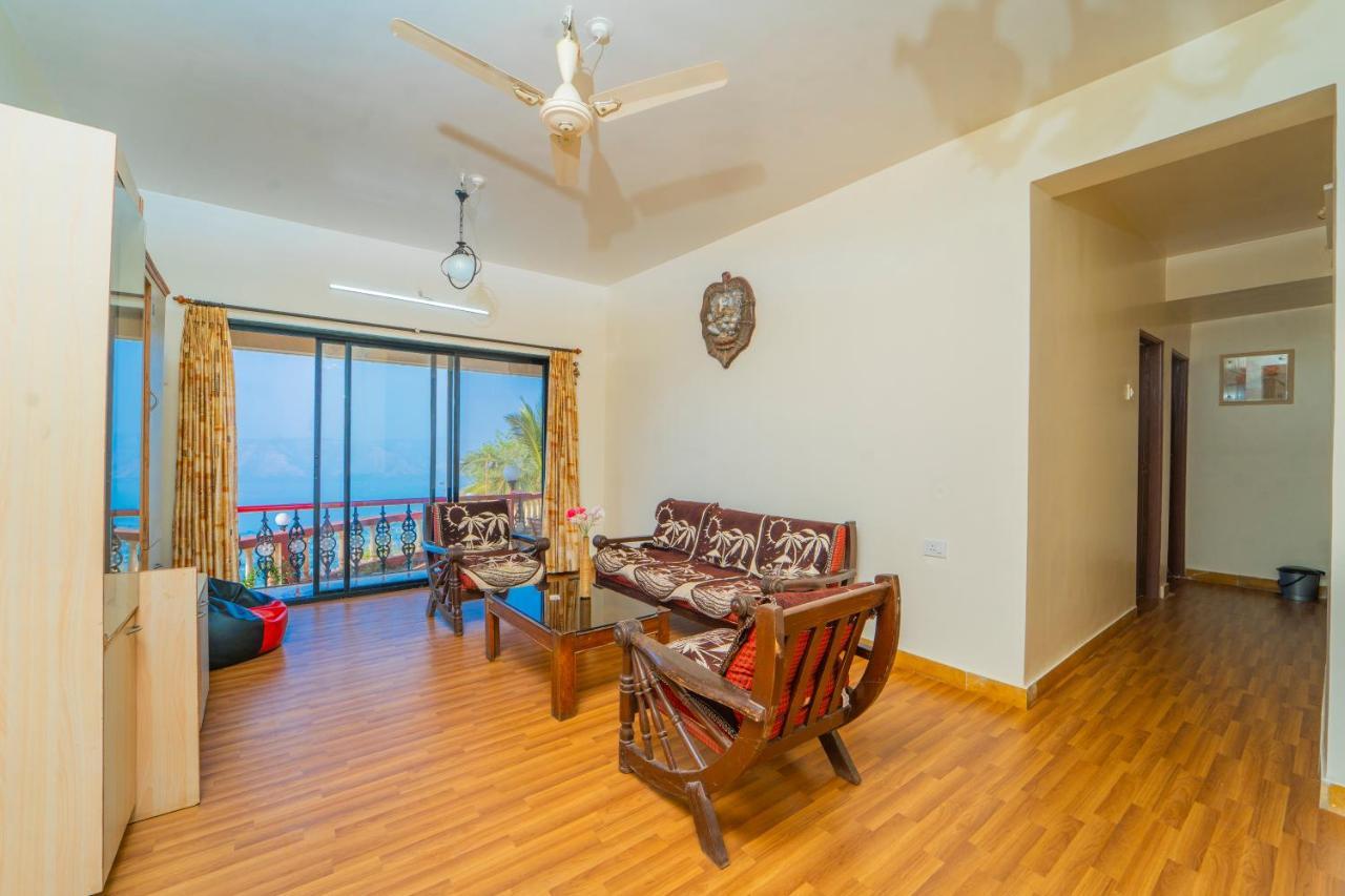 Sharayu Holidays Valley View *