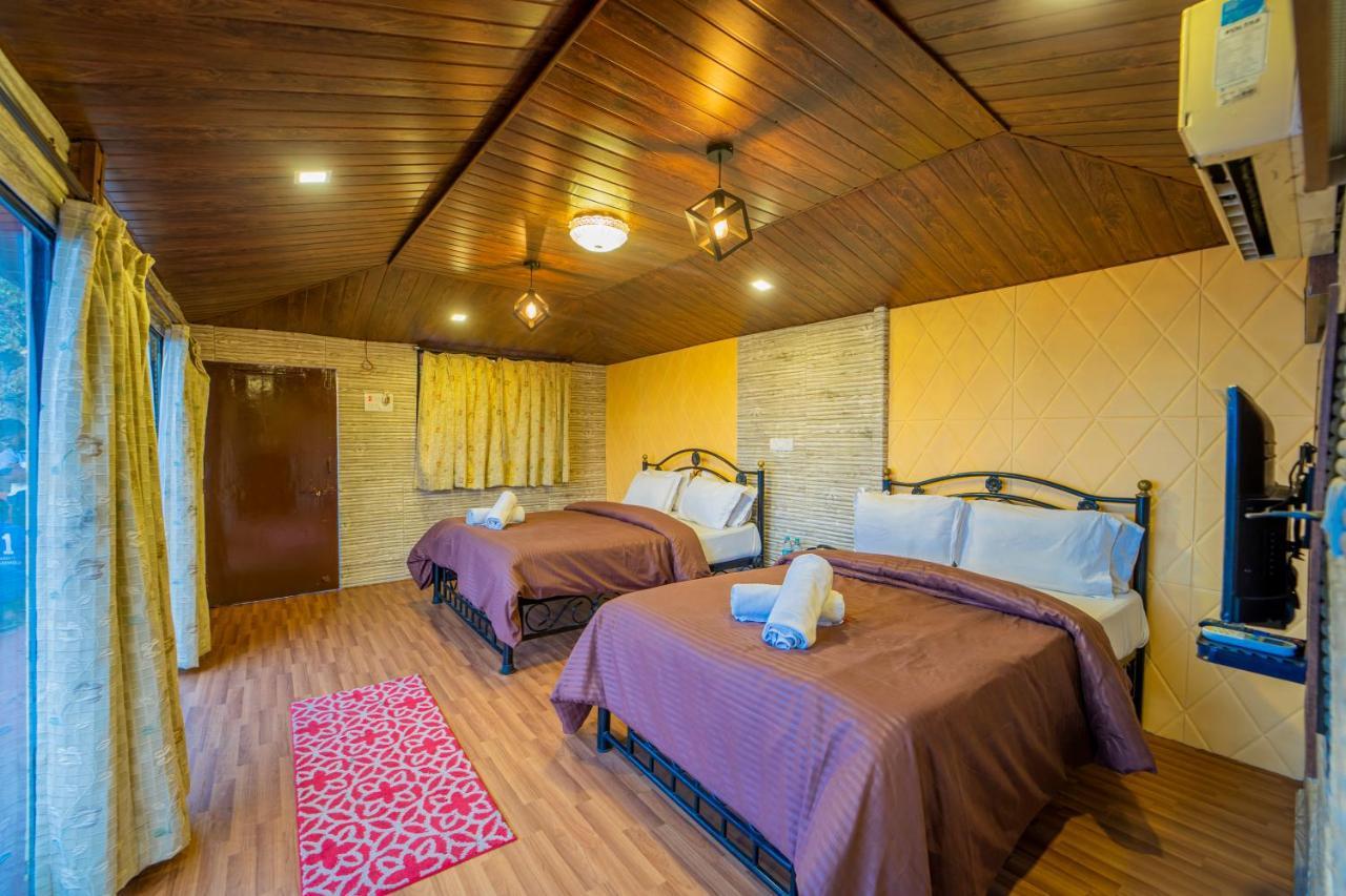 Sharayu Holidays Valley View Hotel *
