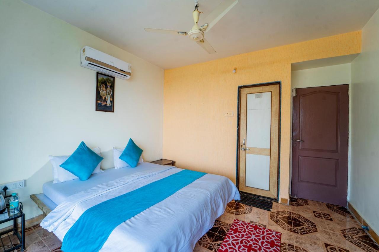 Sharayu Holidays Valley View *