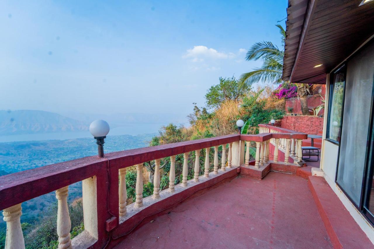 Sharayu Holidays Valley View *