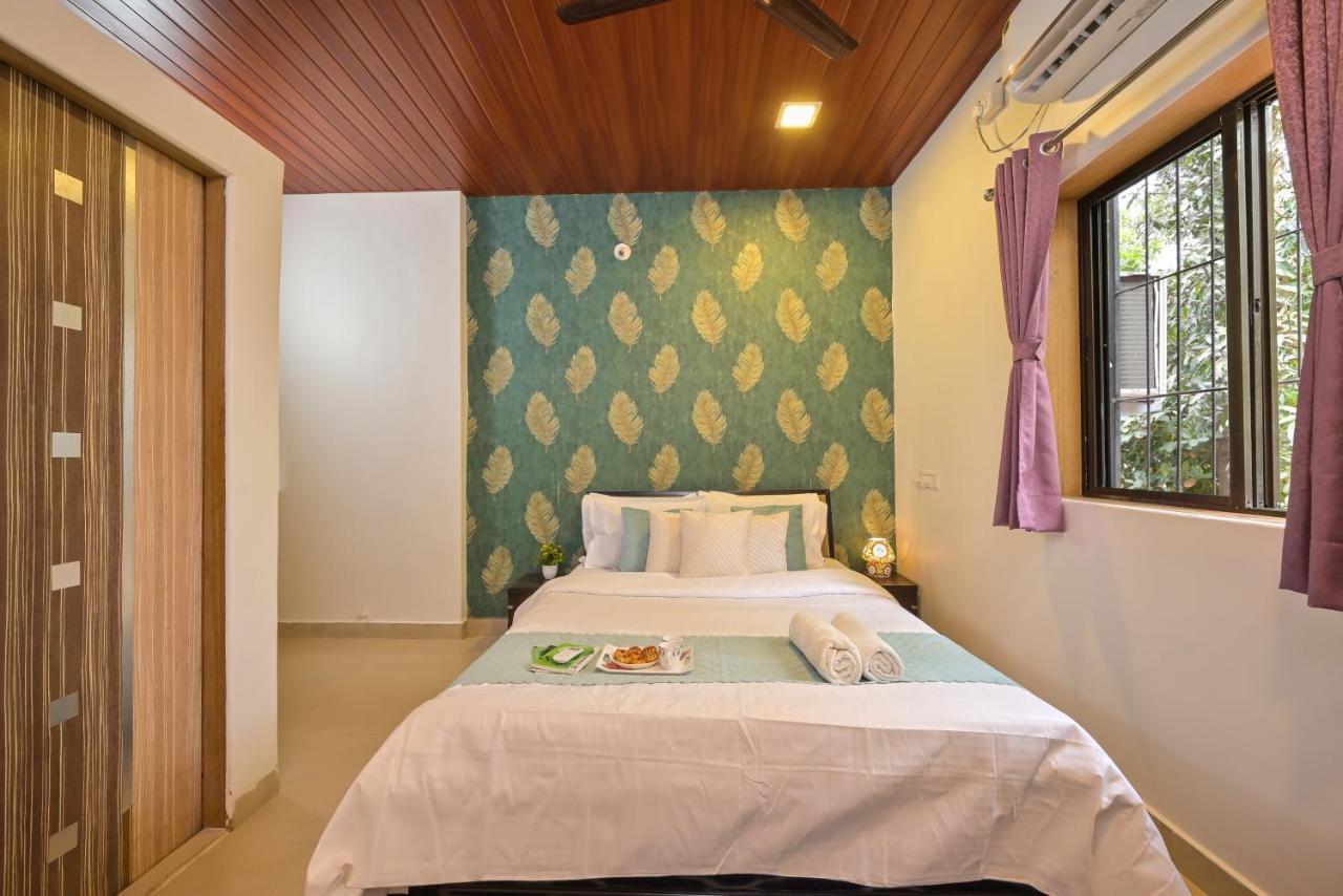 Infinity Pool 2bhk With Valley View