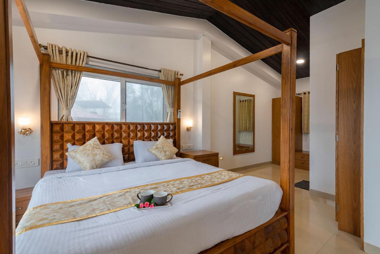 Chimney Cottage: Scenic Retreat With Plunge Pool, Jacuzzi, And Theatre Panchgani