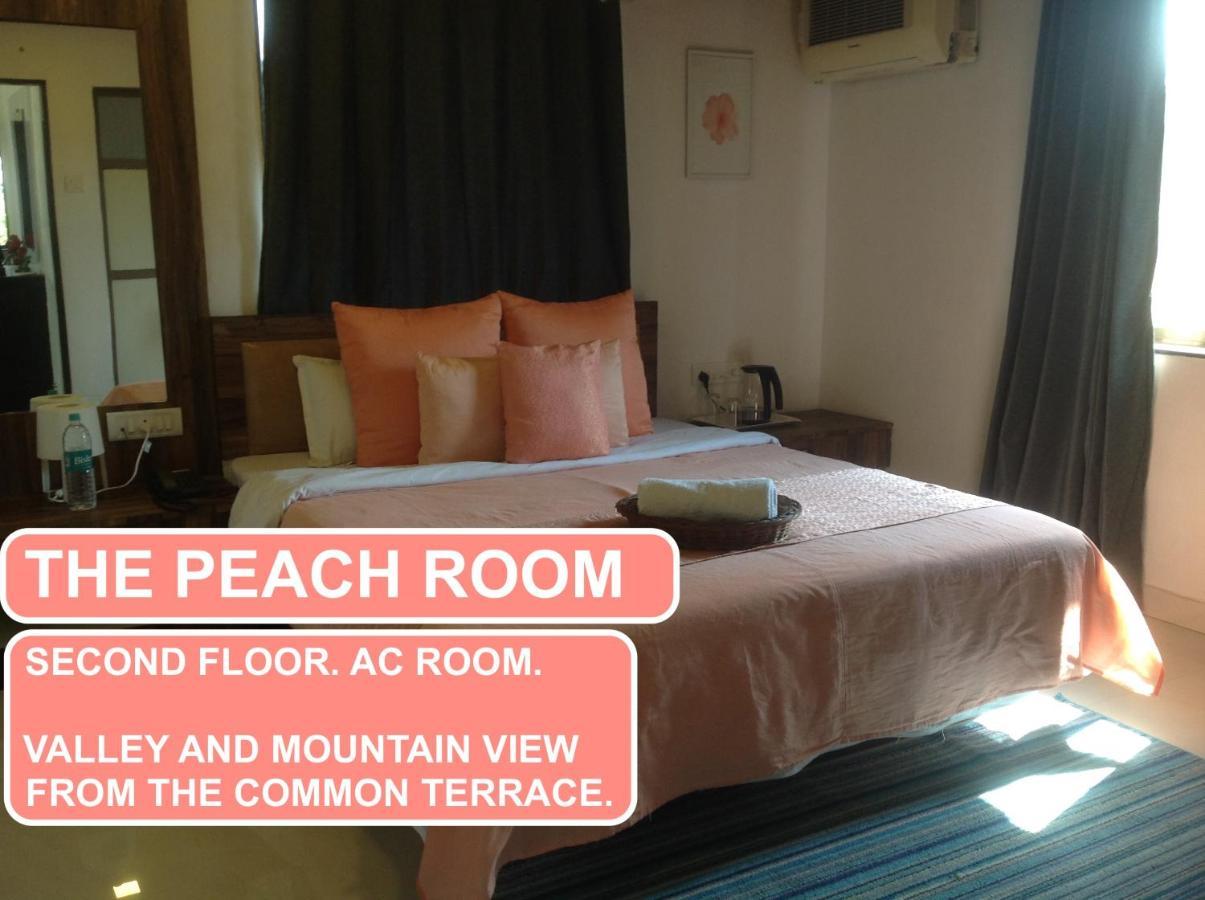 Hotel Strawberry County Panchgani
