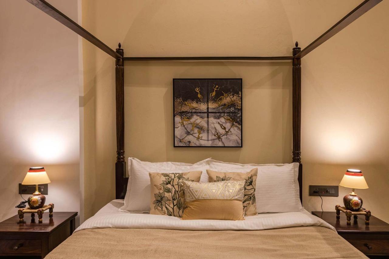Stayvista's Enchanting Haven: Modern Retreat With Pool And Gazebo * Panchgani