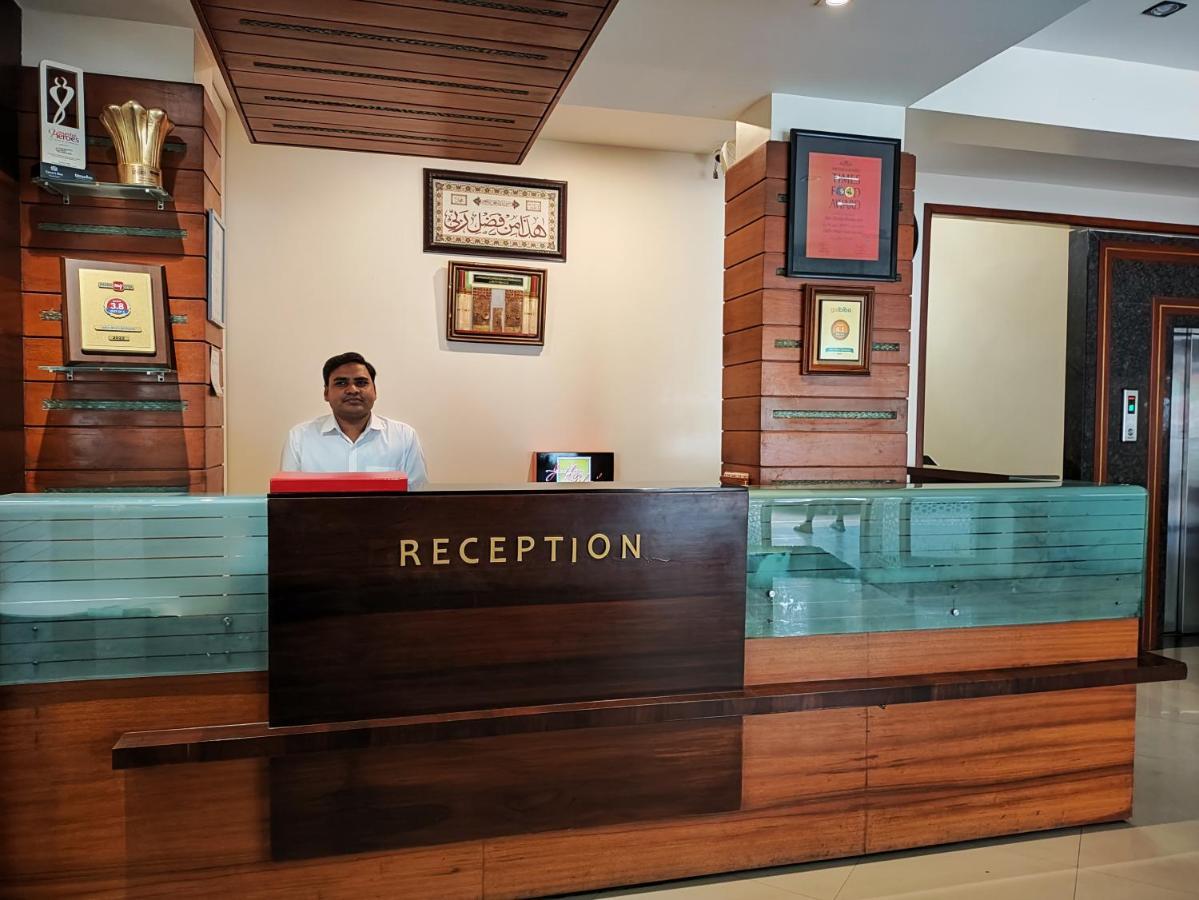 Jaffer Bhai's Brickland Hotel