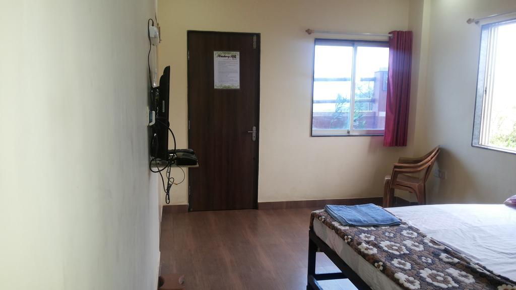 Strawberry Hills 2* Panchgani