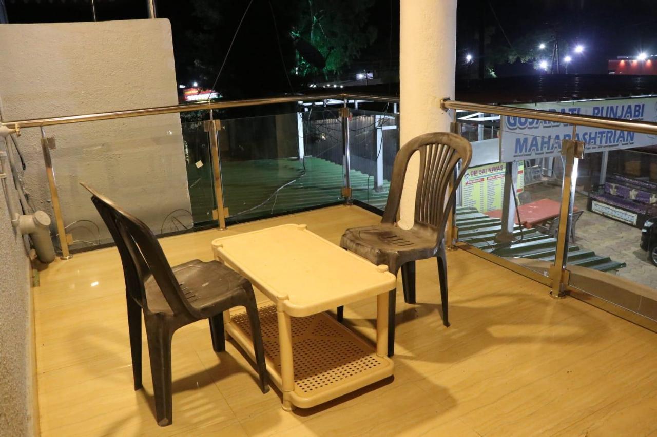 Param And Restaurant *