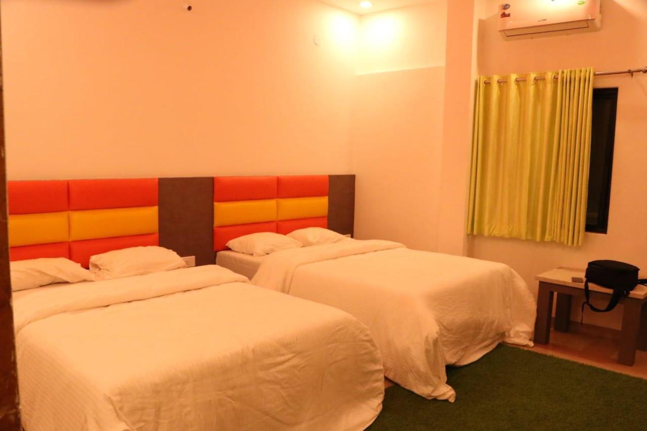 Param And Restaurant Hotel