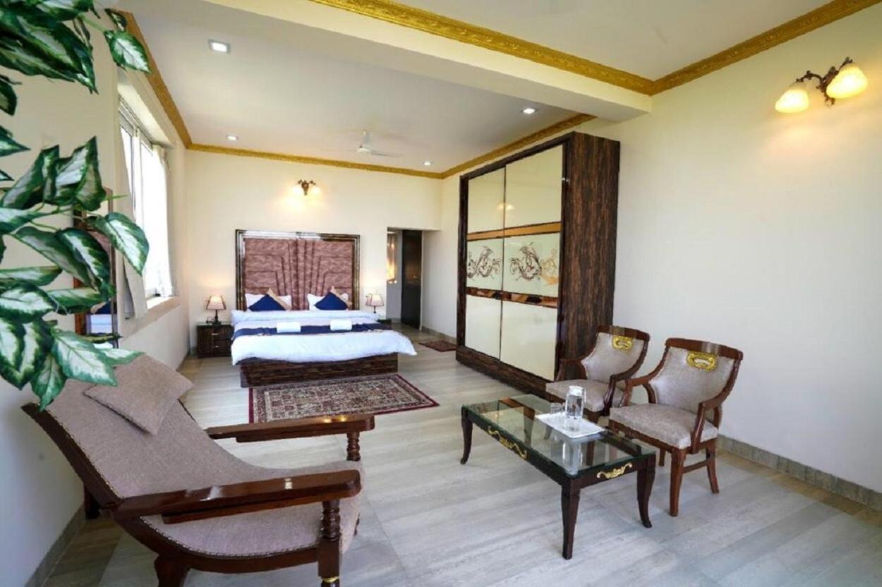 Amazonia Villa's Panchgani