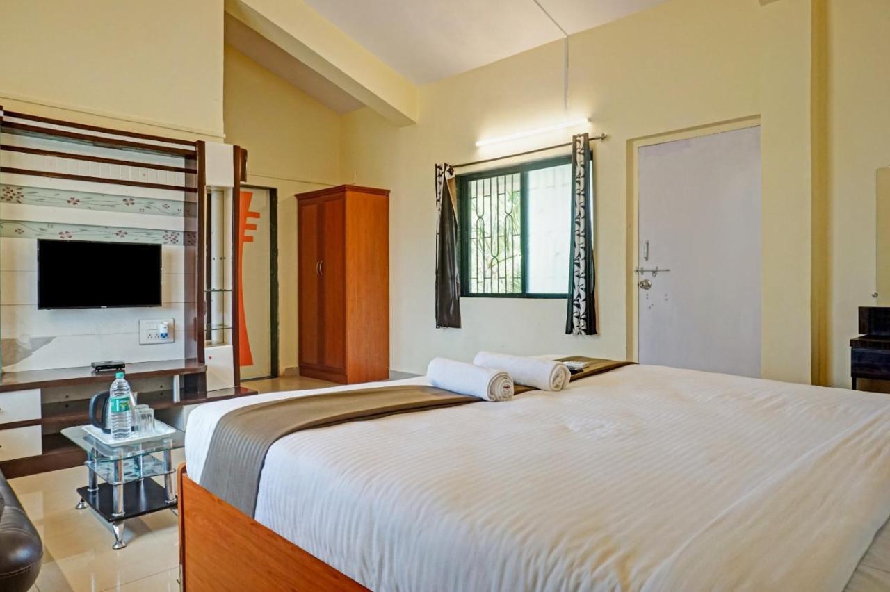 Pratham Lotus Hotel