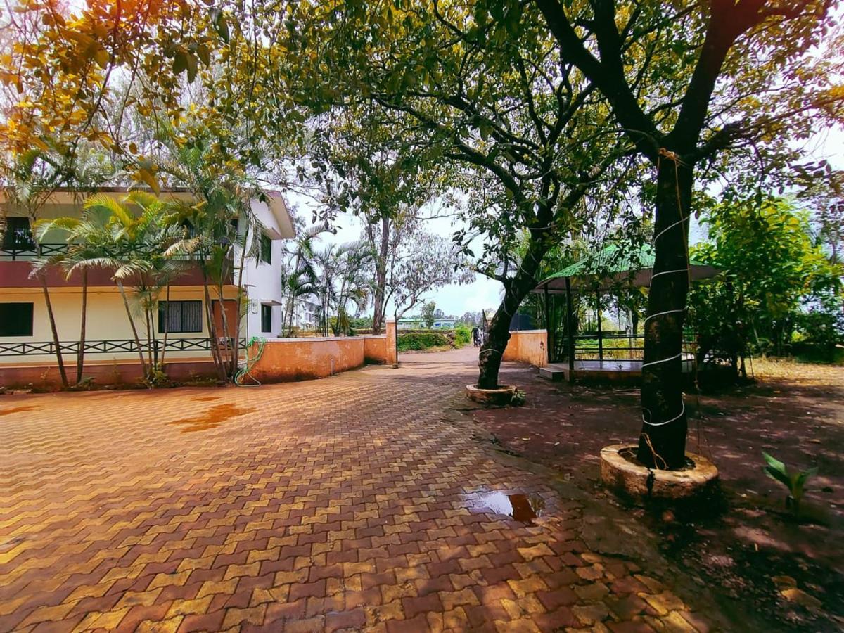Hotel Pratham Lotus 2*