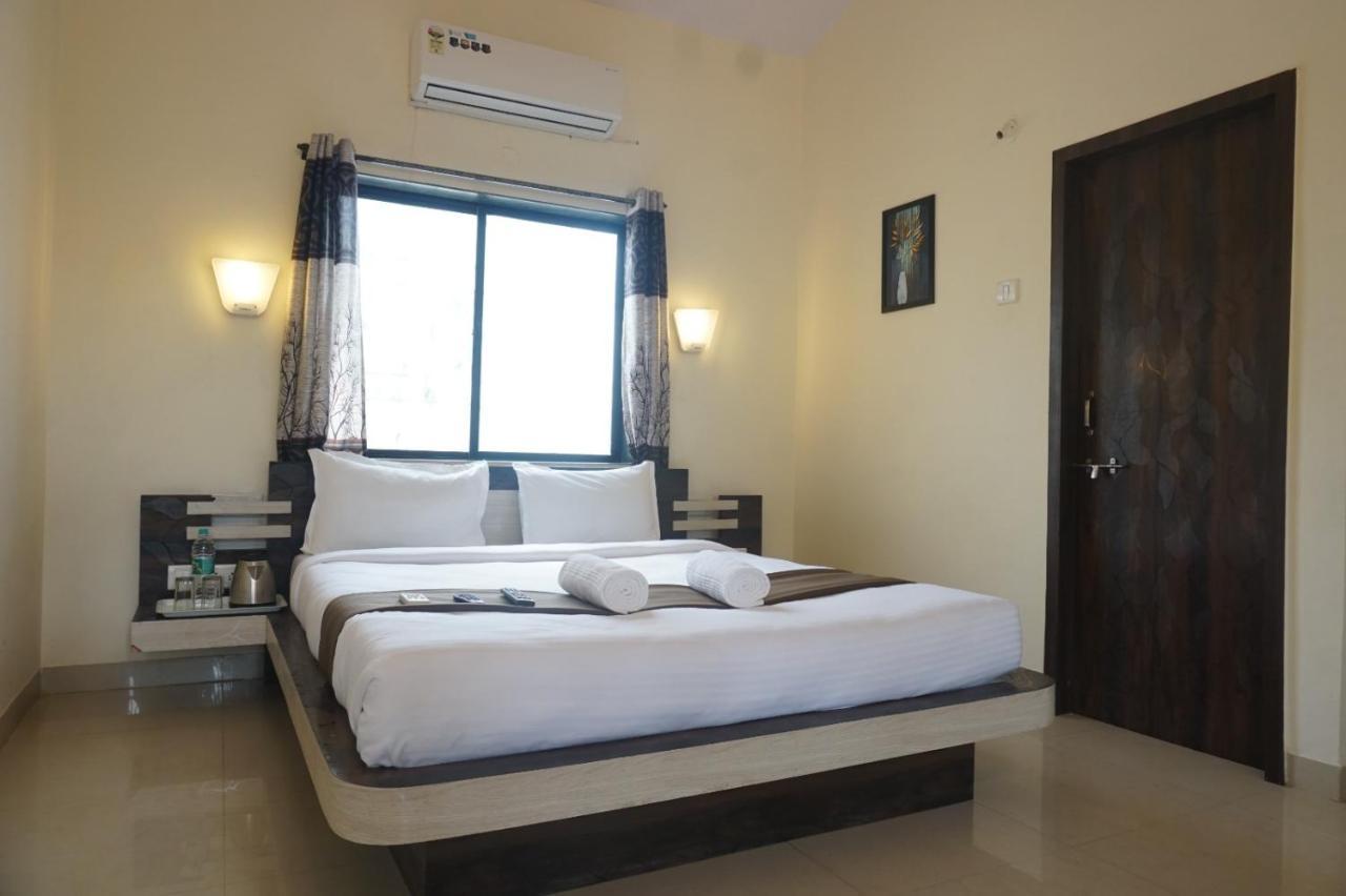 Pratham Lotus Hotel 2*