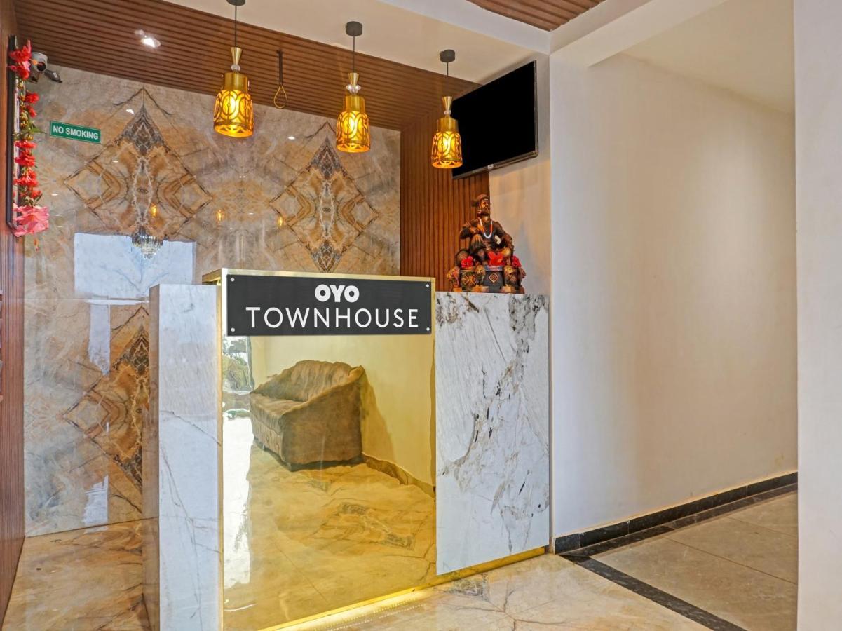 Hotel Super Oyo Townhouse 1219 3*