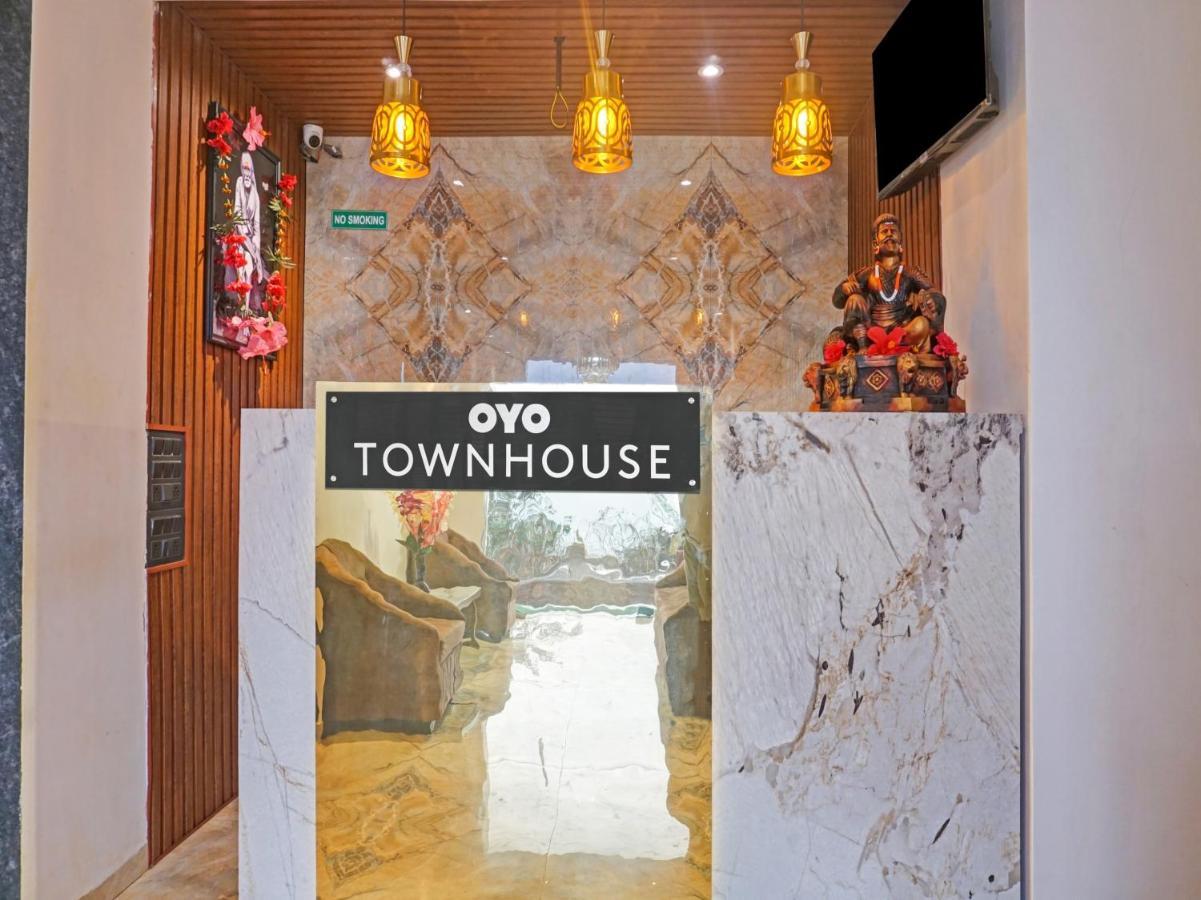 Super Oyo Townhouse 1219 Hotel 3*