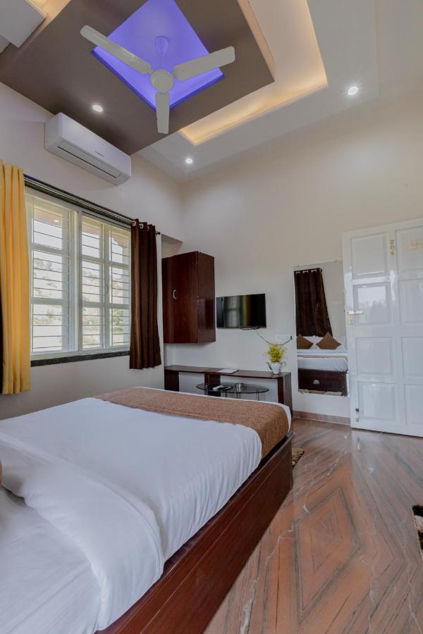 Silver Galaxy Panchgani