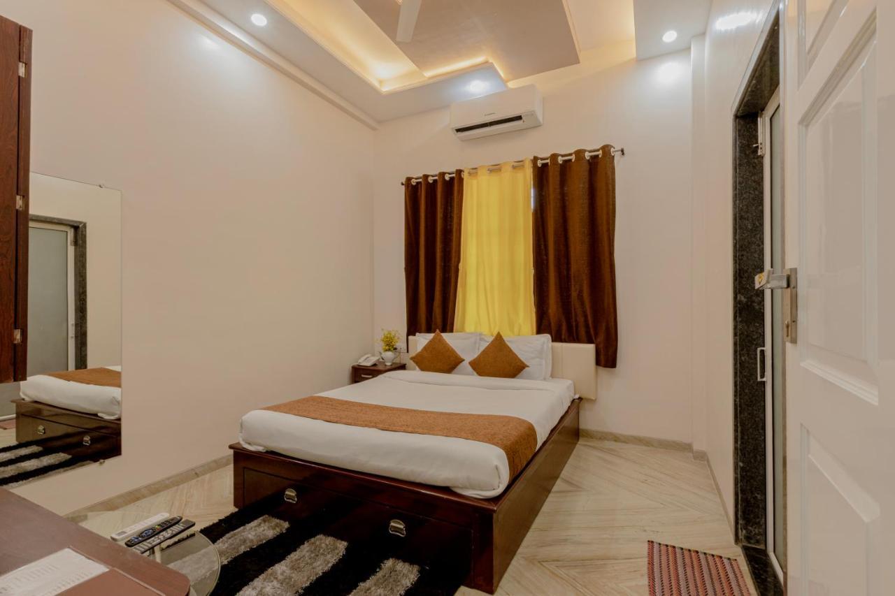 Silver Galaxy Resort *