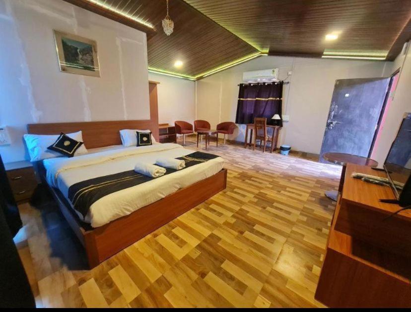 Exotica De Swiss 3* Panchgani