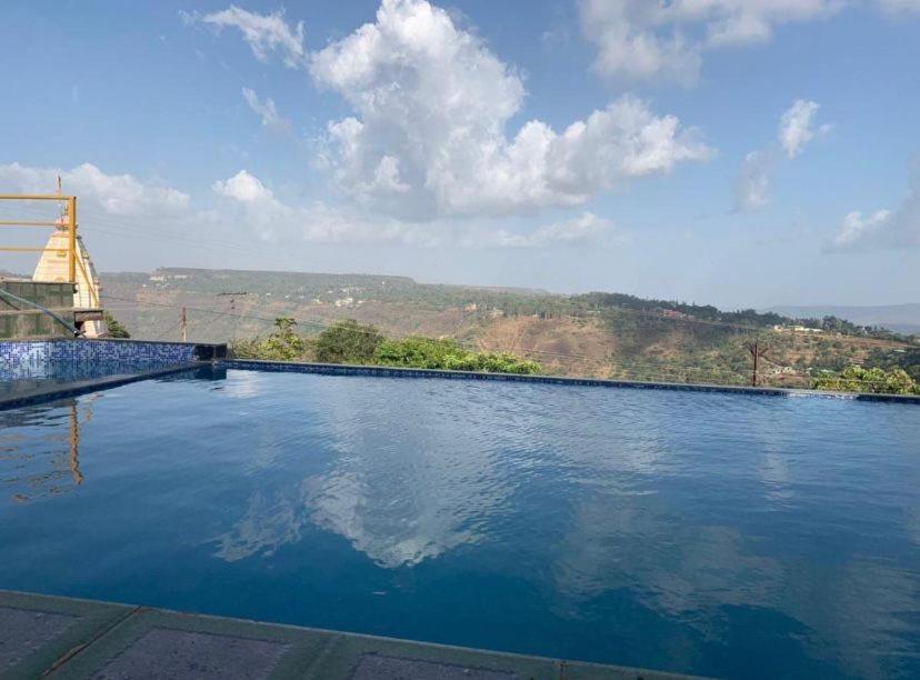 Exotica De Swiss 3*