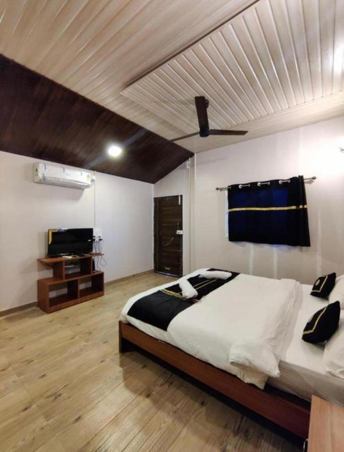 Hotel Exotica De Swiss 3*