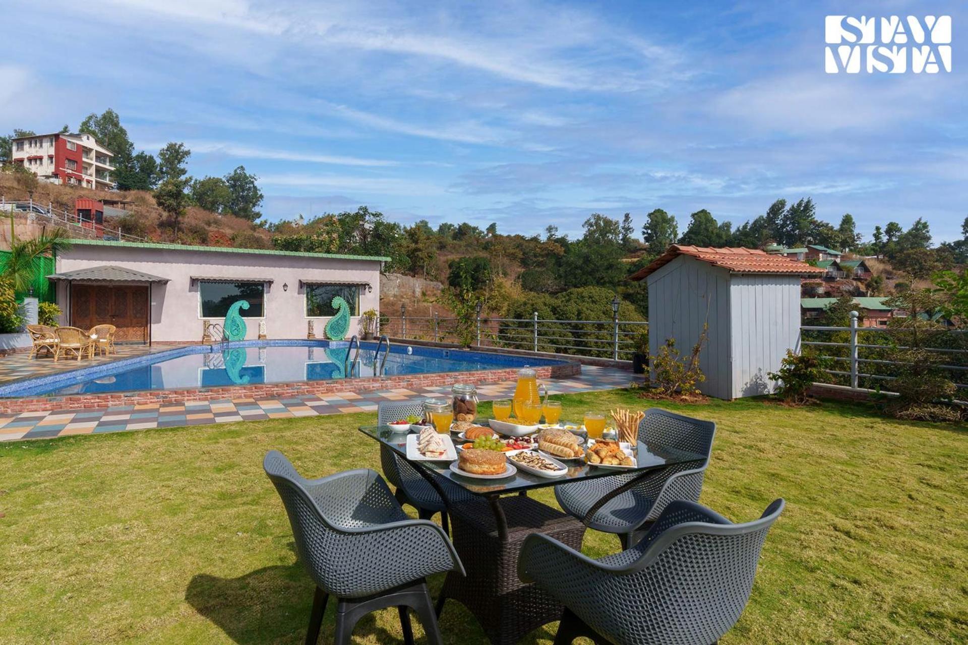 Villa Stayvista's Sula Wada - The Legacy -valley View With Maharashtrian Wada Experience, Modern Amenities, Outdoor Swimming Pool, Indoor Activities Panchgani