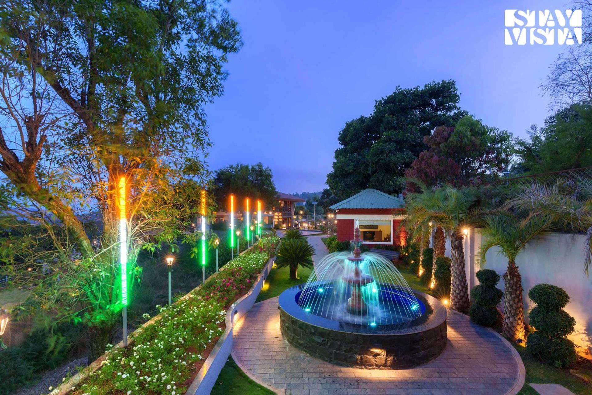 Stayvista's Sula Wada - The Legacy -valley View With Maharashtrian Wada Experience, Modern Amenities, Outdoor Swimming Pool, Indoor Activities * Panchgani