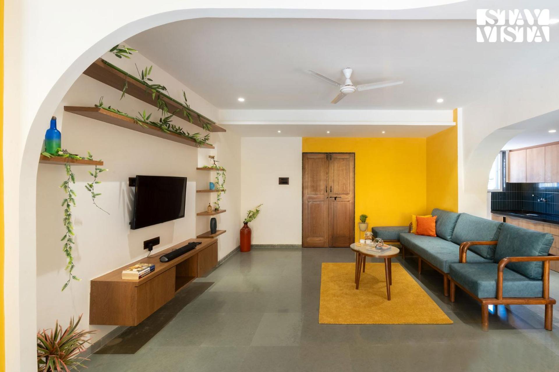 Stayvista's Dreamy Dale - Poolside Bliss With Lawn & Gazebo * Panchgani