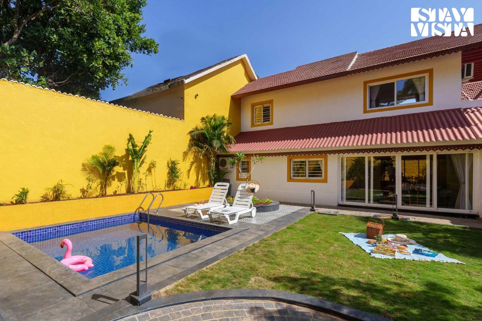 Villa Stayvista's Dreamy Dale - Poolside Bliss With Lawn & Gazebo *