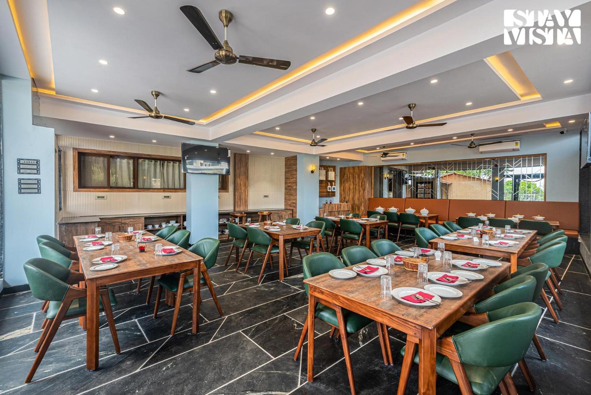 Stayvista's Sula Wada - The Legacy -valley View With Maharashtrian Wada Experience, Modern Amenities, Outdoor Swimming Pool, Indoor Activities Villa Panchgani
