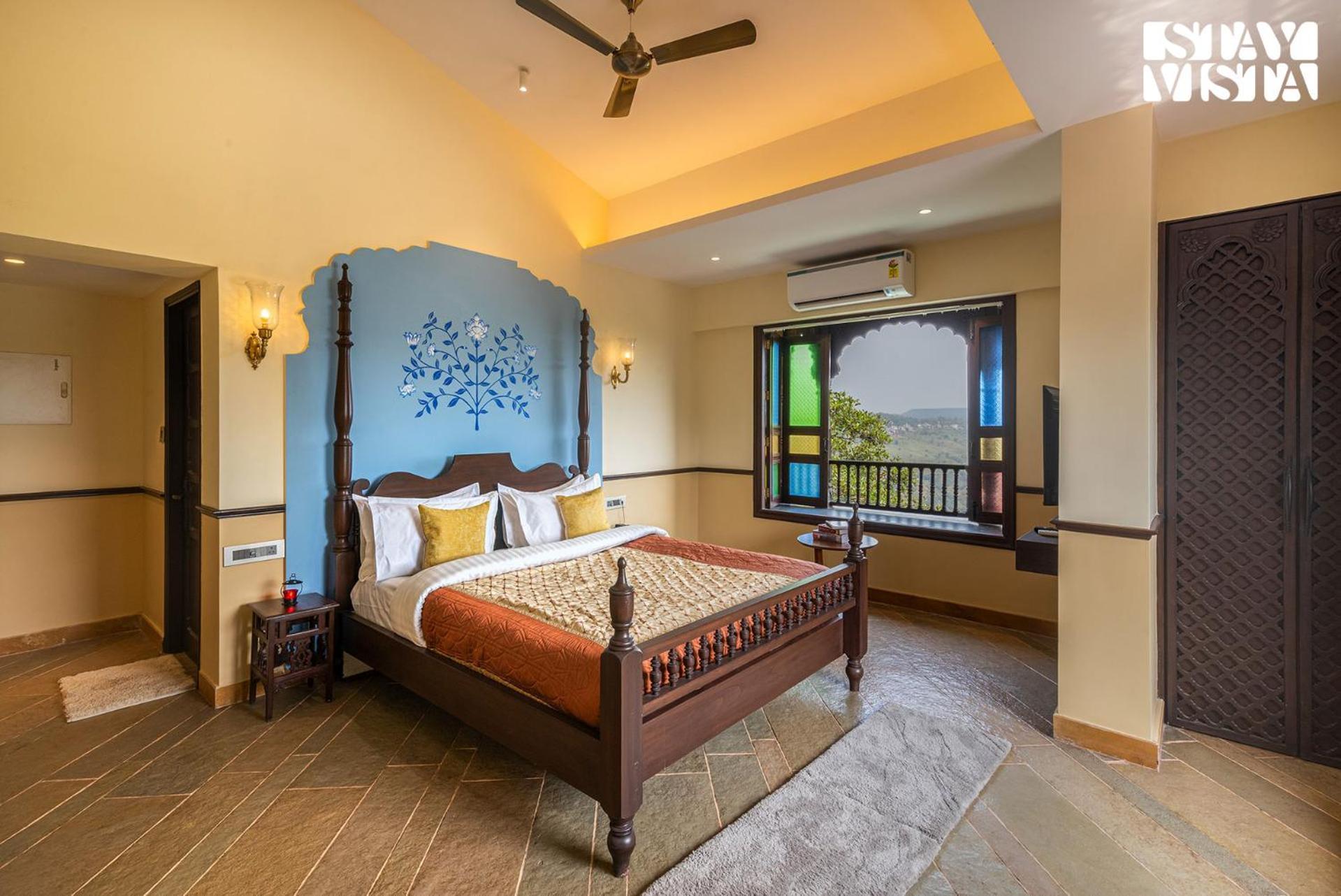 Villa Stayvista's Sula Wada - The Legacy -valley View With Maharashtrian Wada Experience, Modern Amenities, Outdoor Swimming Pool, Indoor Activities *