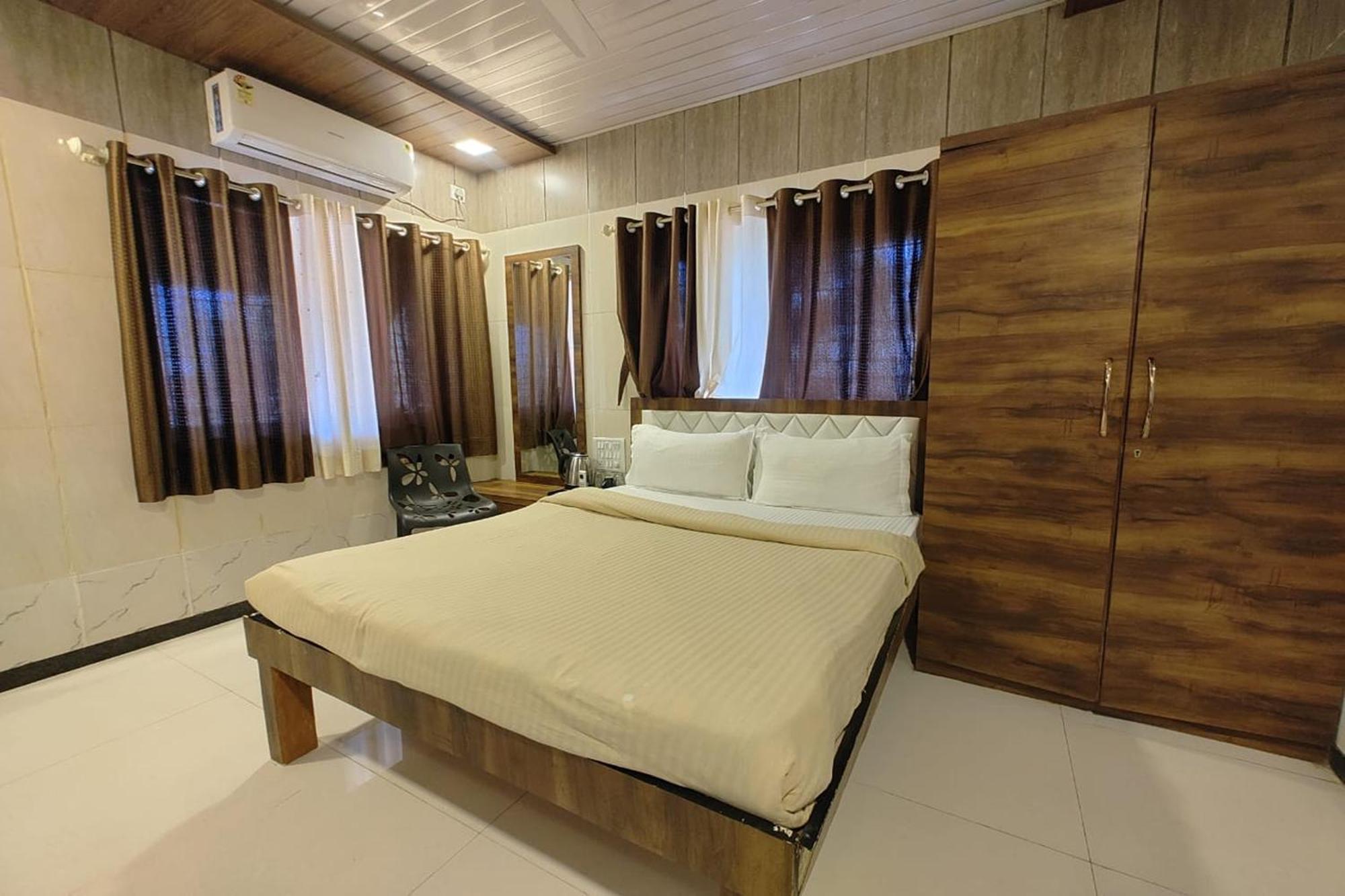 Villa Crystal