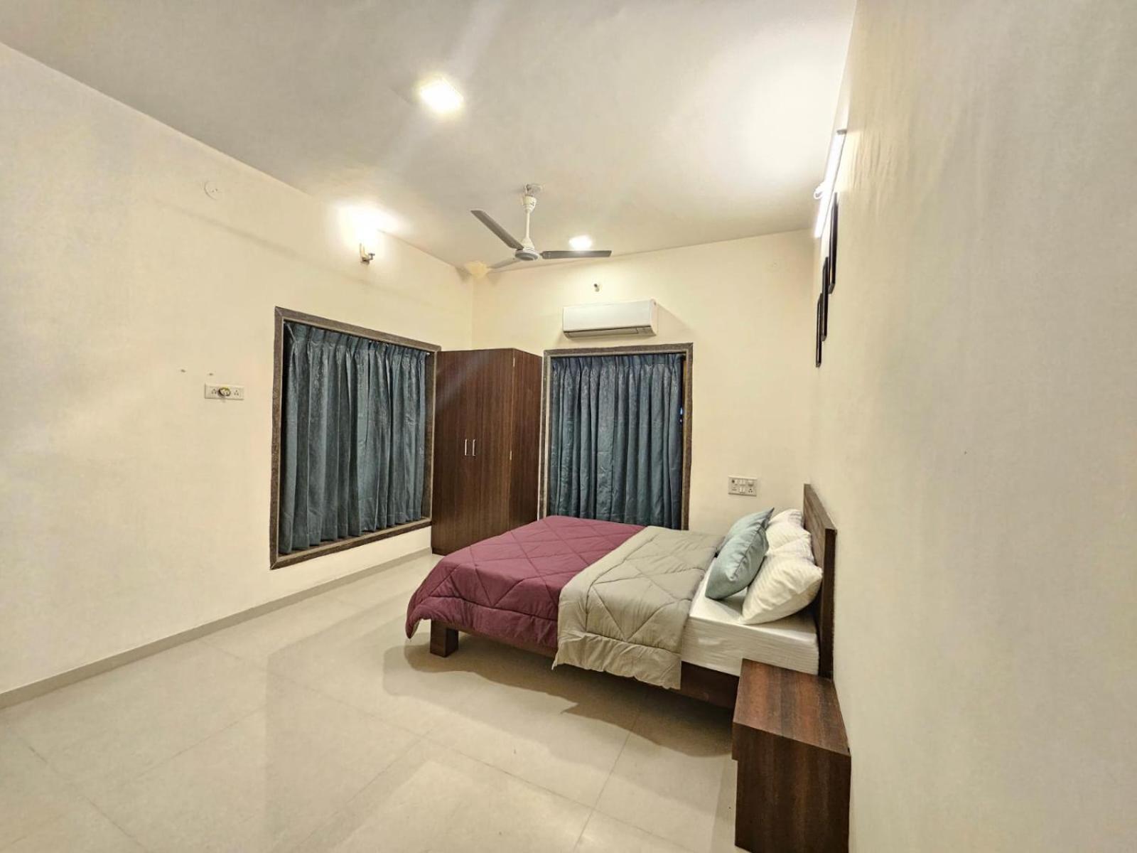 Seven With Swimming Pool Villa