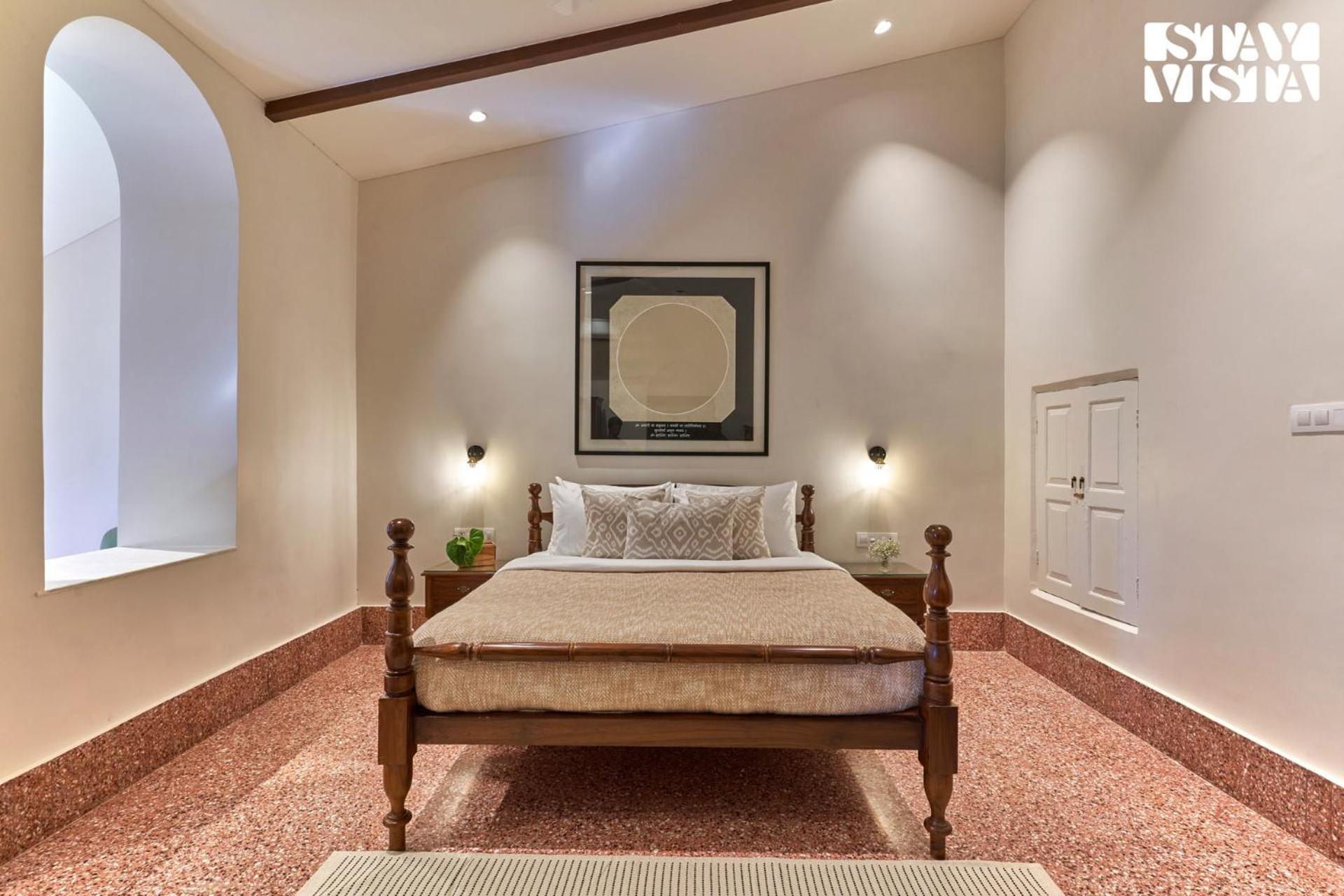 Stayvista's Terra - Valley & Lake-view With Spacious Lawn & Indoor Activities Villa *