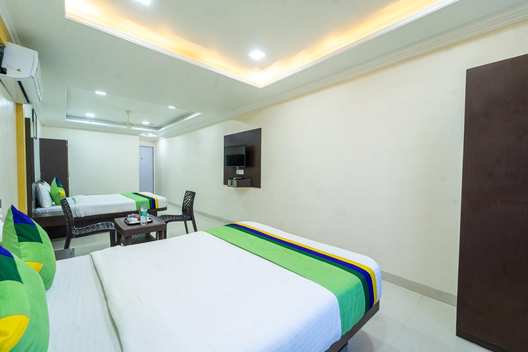 Hotel Treebo Kaizen, 3 Kms From Paragliding Panchgani
