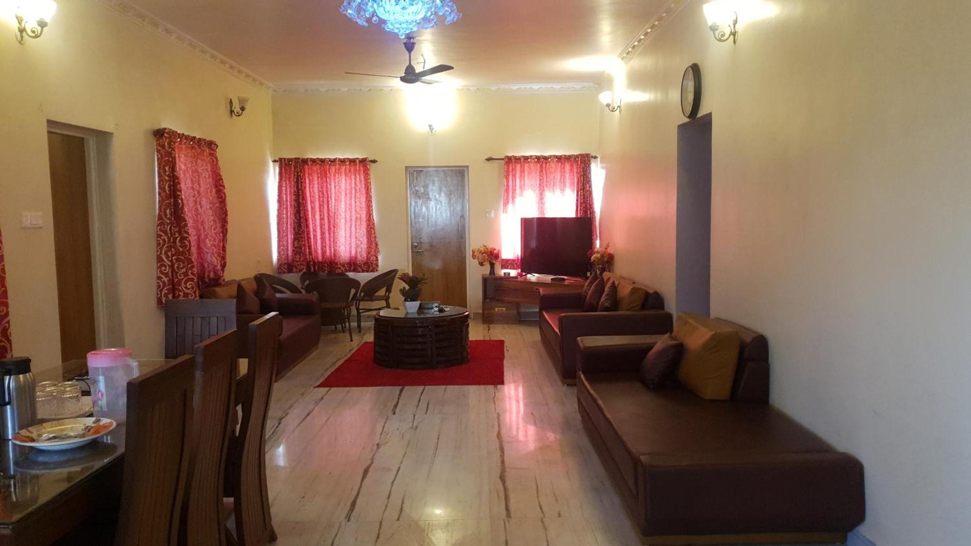 Quinte Hills Residency Villa *