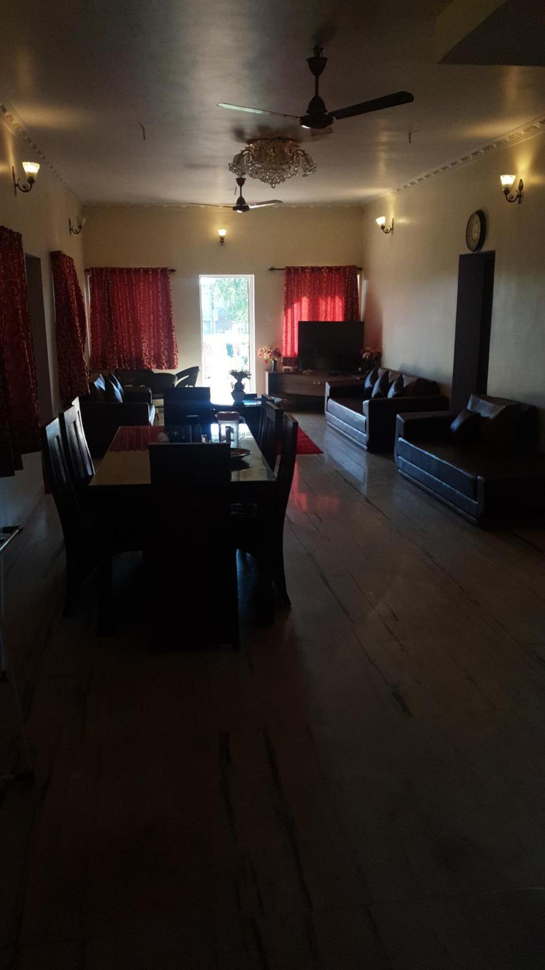 Villa Quinte Hills Residency