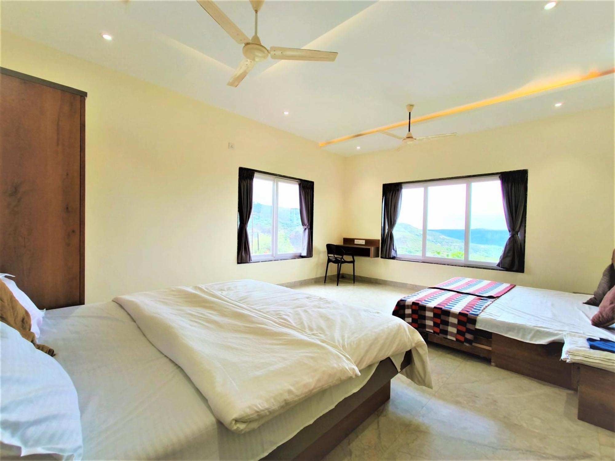 Vinayaka - Infinity Pool And Breathtaking Valley View Holiday home Panchgani