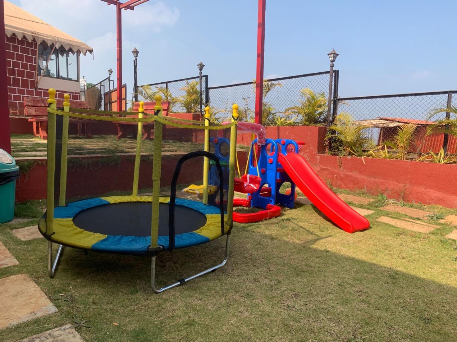 Exotica De Swiss 3* Panchgani