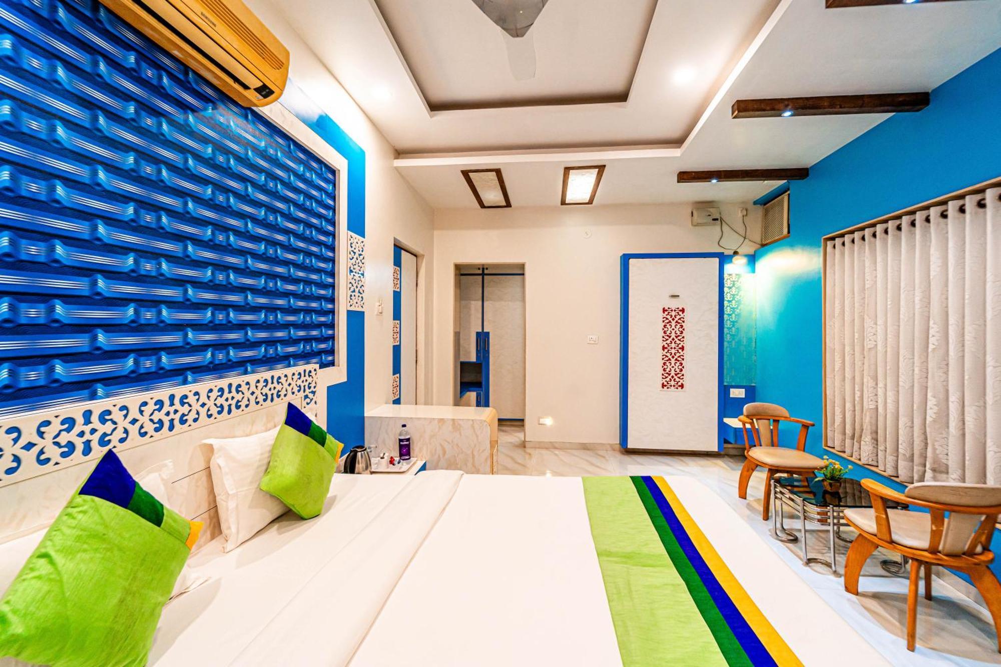 Hotel Treebo Raval With Valley View 3*