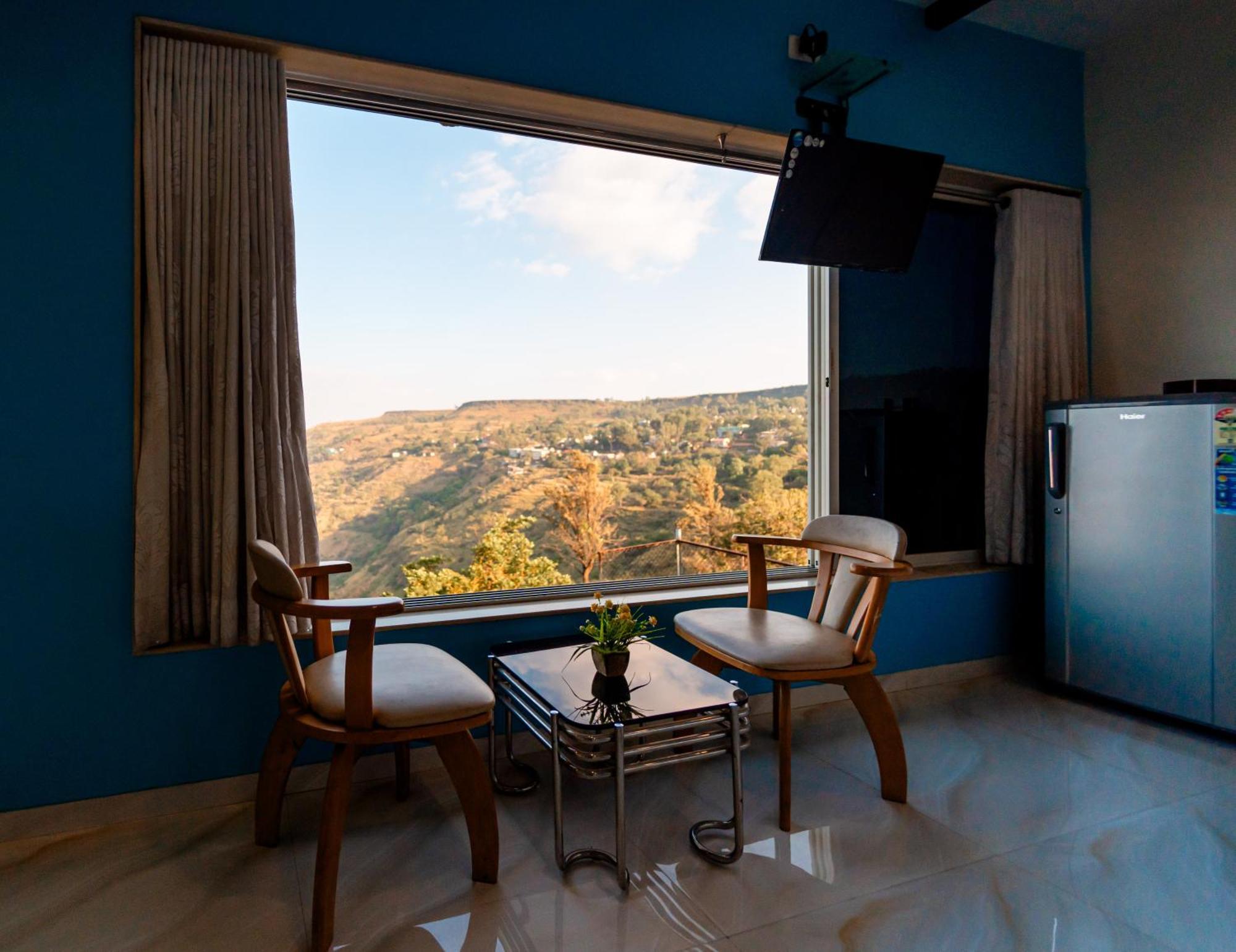 Hotel Treebo Raval With Valley View