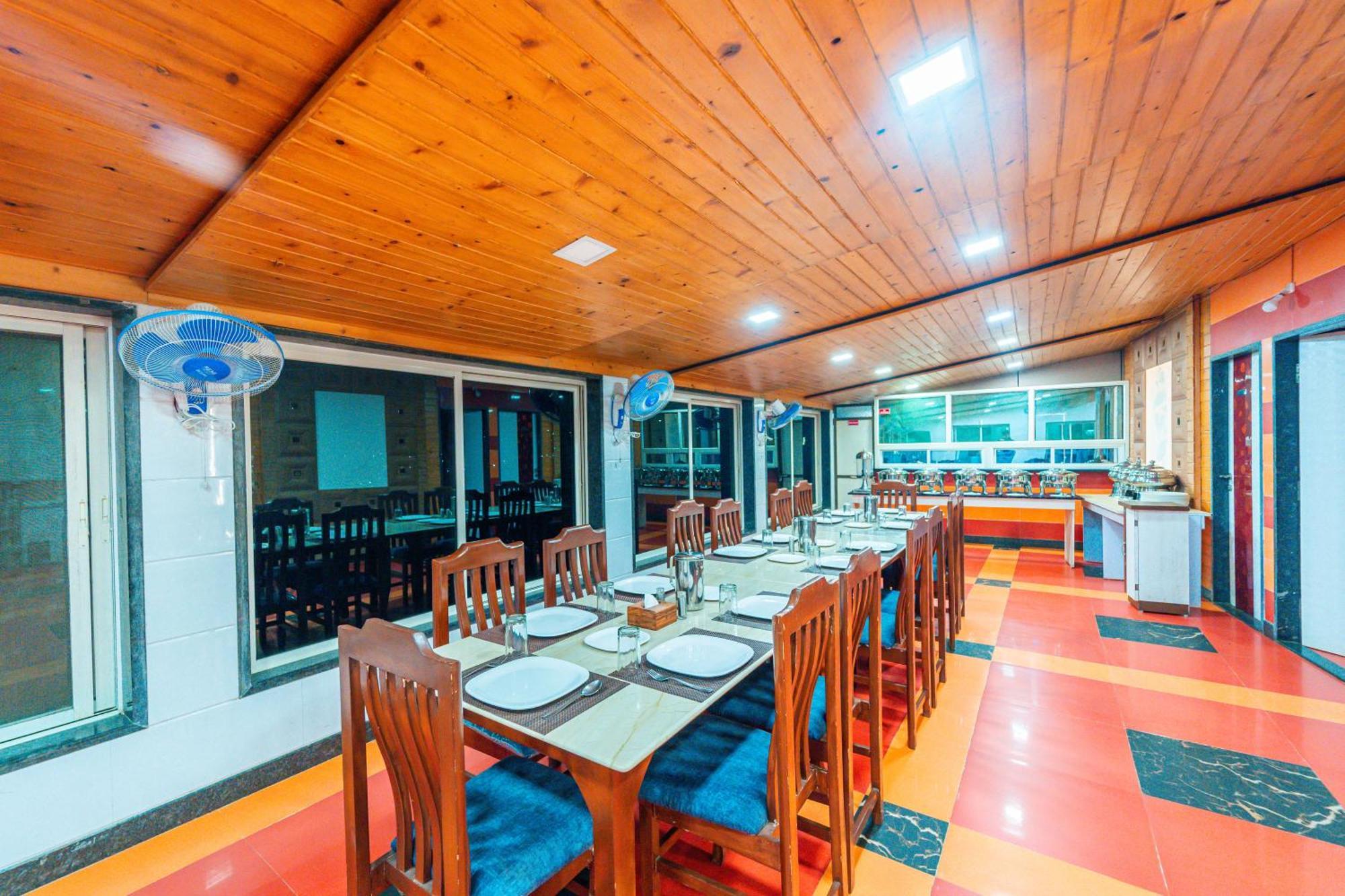 Treebo Raval With Valley View Hotel 3*