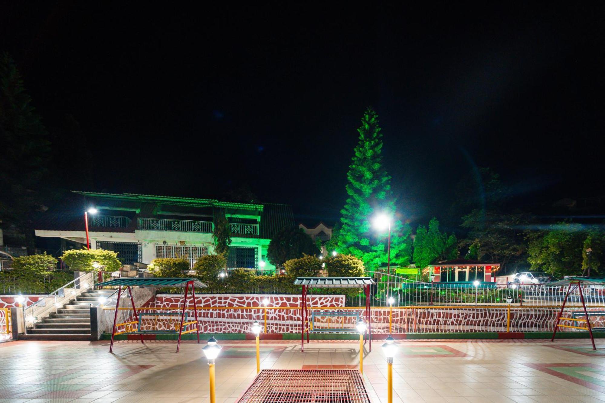 Treebo Raval With Valley View Hotel Panchgani