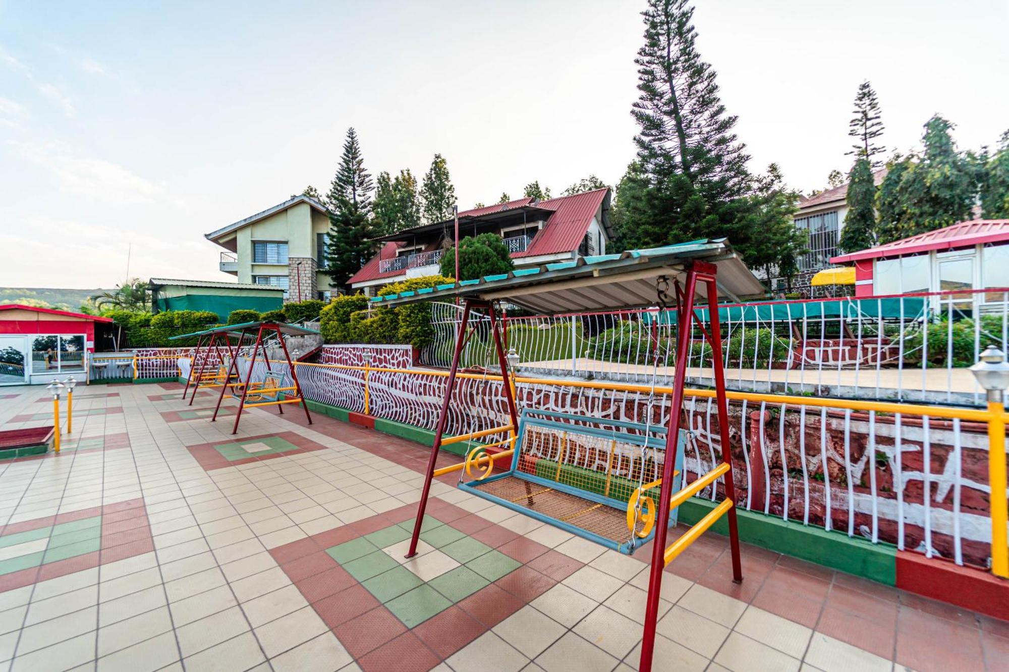 Treebo Raval With Valley View Panchgani