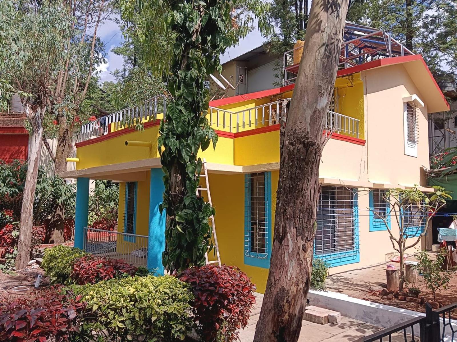 Private With Garden, Main Road Connected - Om Bungalow, Happy Stay, Panchgani