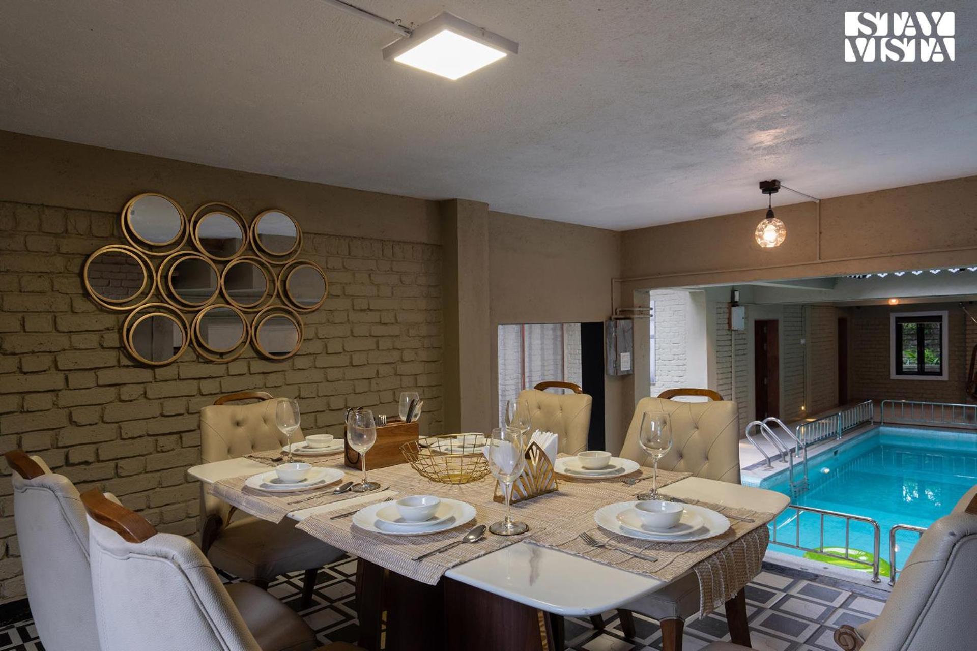 Otonia By Stayvista With Indoor Swimming Pool, Modern Interiors & A Mix Of Indoor & Outdoor Games Villa *