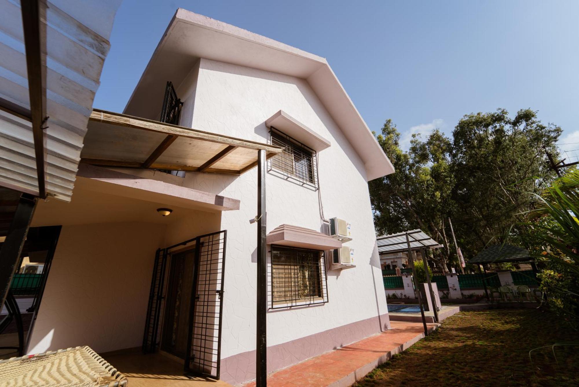 The Royal Villa *