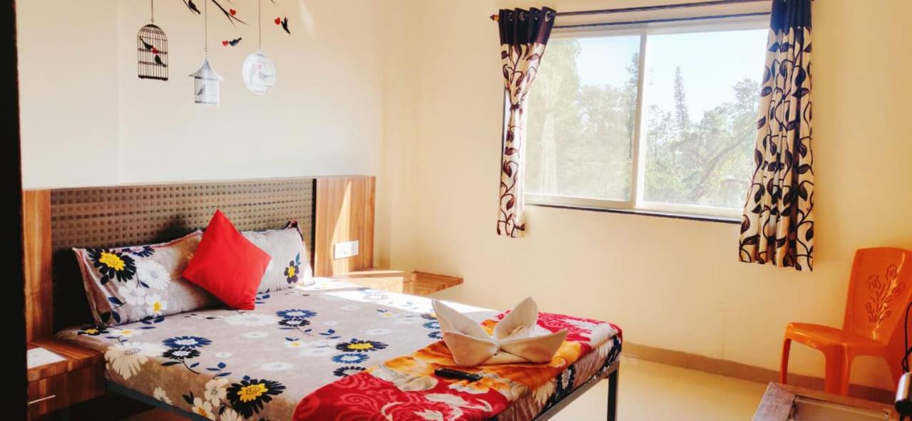 Lodge The Paramount Hotel, Mahabaleshwar *