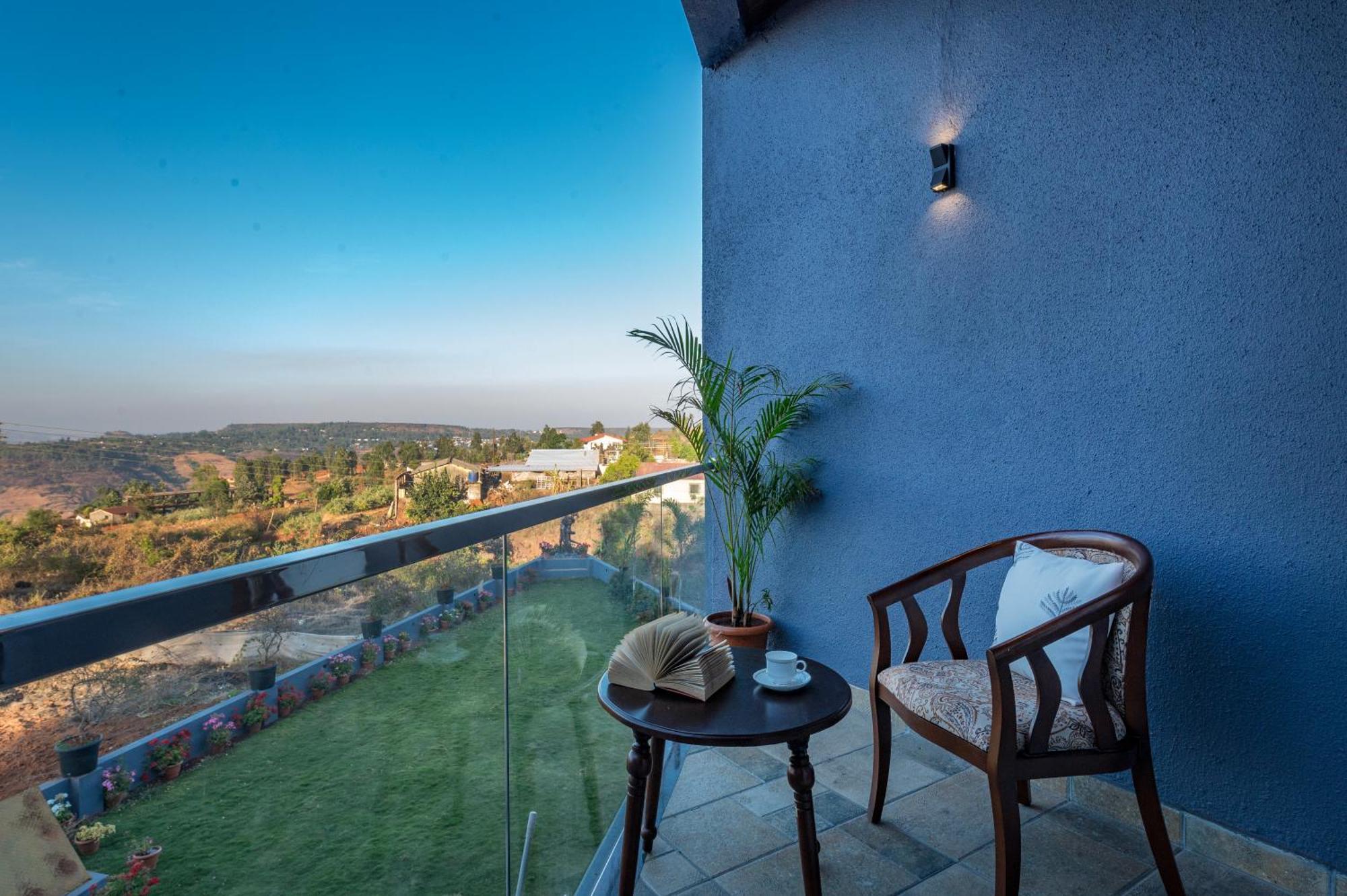 Saffronstays Blueberry Villa