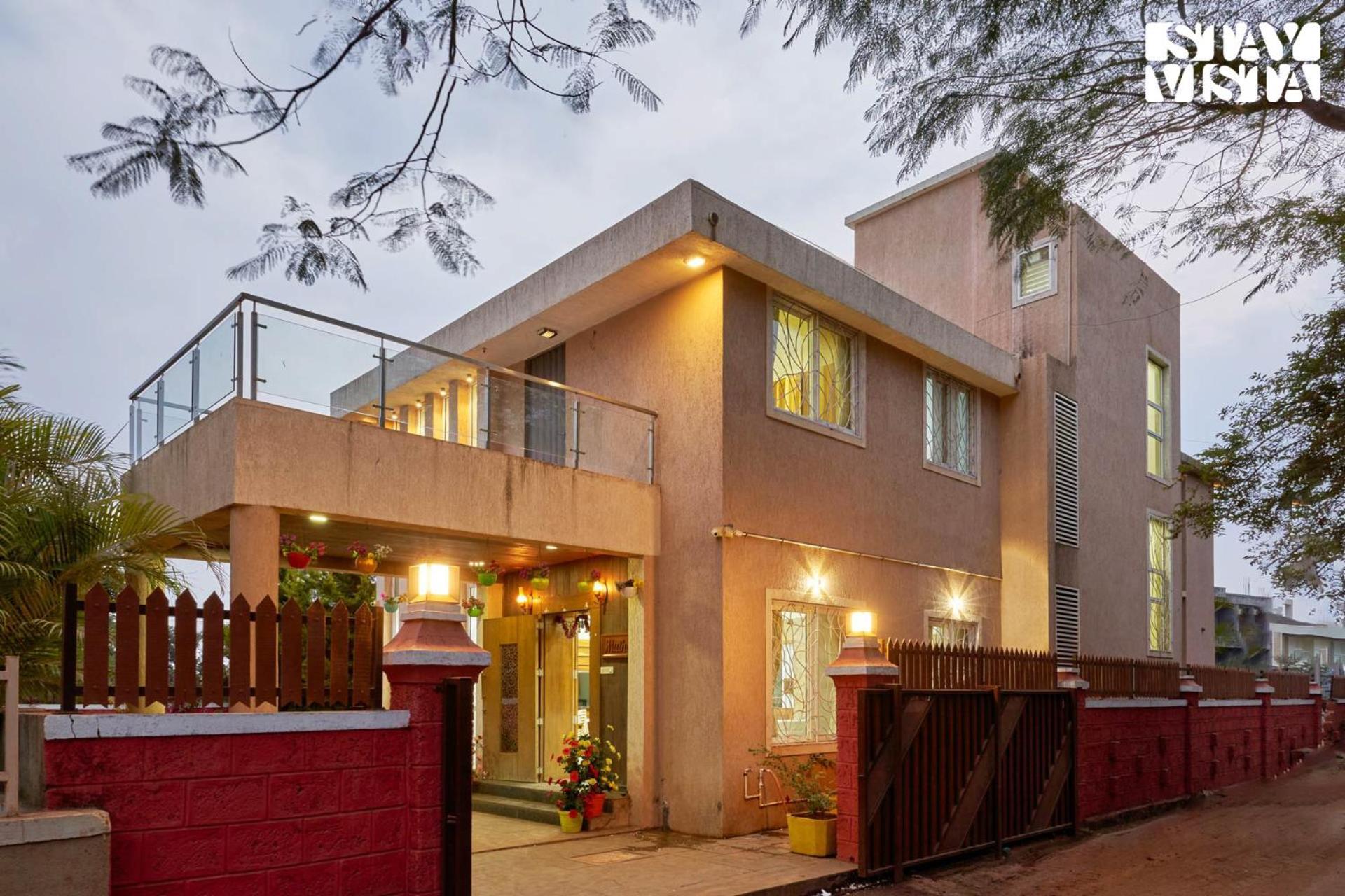 Stayvista's Tableland Vista - Hill-view Haven With Jacuzzi & Terrace Panchgani